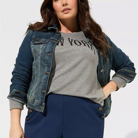 Torrid Denim Trucker Jacket Medium Wash 3X 11879816 - Picture 1 of 13